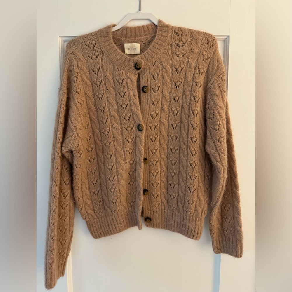 DOÊN Cashmere Cardigan